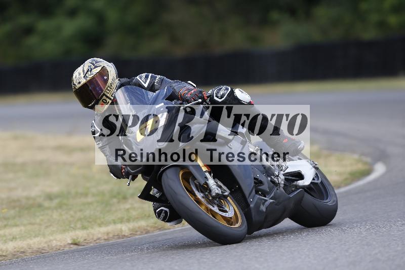 /32 07.07.2025 Plüss Moto Sport ADR/Freies Fahren/672